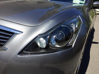 08-13 Infiniti G37 Sedan Headlight Lens Replacement Service