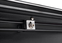 Roll-N-Lock 16-18 Toyota Tacoma Crew Cab SB 60-1/2in M-Series Retractable Tonneau Cover