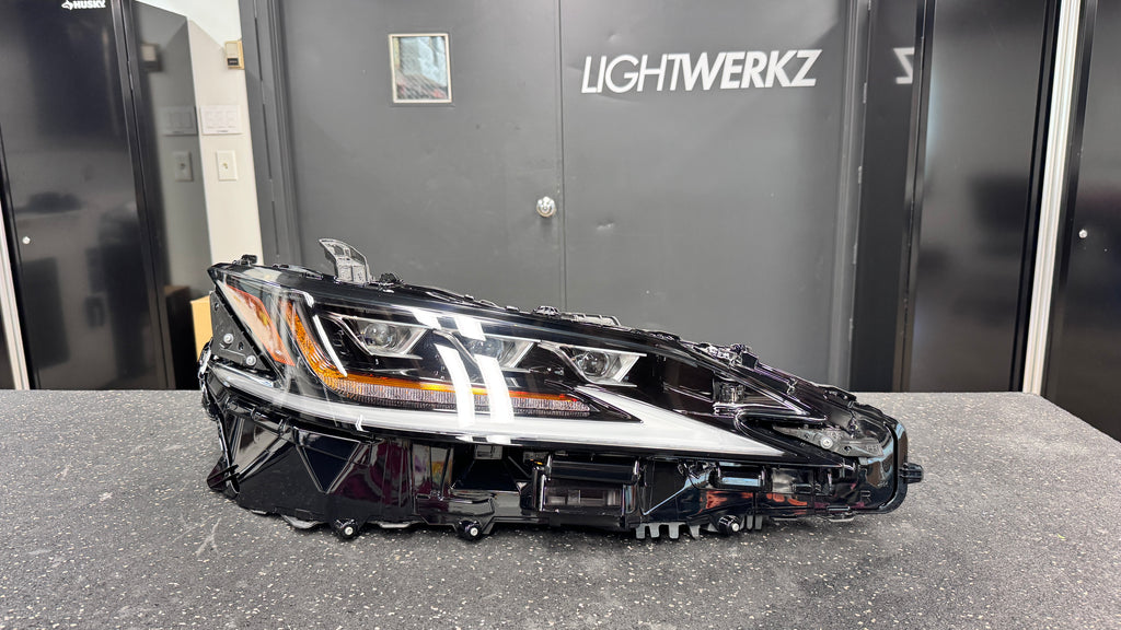Lexus ES300h ES350 19-21 Headlight Lens Replacement Service
