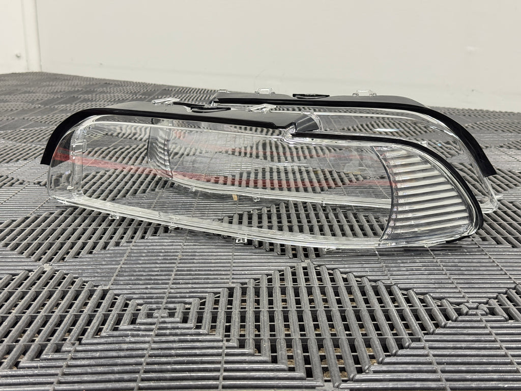 BMW E39 01-03 Facelift Headlight Replacement Lenses (Pair) (Euro Corners)