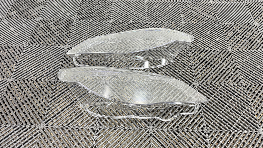 BMW E60 08-10 Facelift Headlight Replacement Lenses w/o LED Brows (Pair)