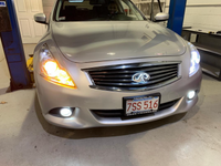 08-13 Infiniti G37 Sedan Headlight Lens Replacement Service